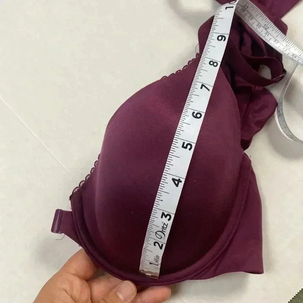 Victoria Secrets BODY BY VICTORIA Lightly-lined Racerback Full-Coverage Bra - Picture 7 of 9